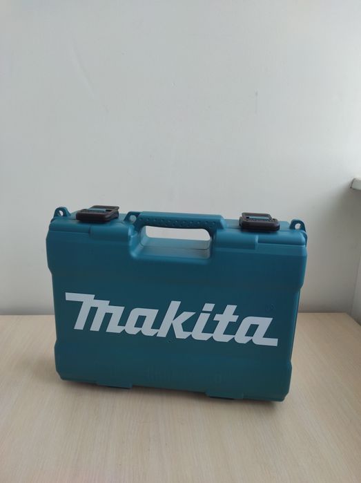 Бійний шуруповерт Makita cordless impact driver 12V