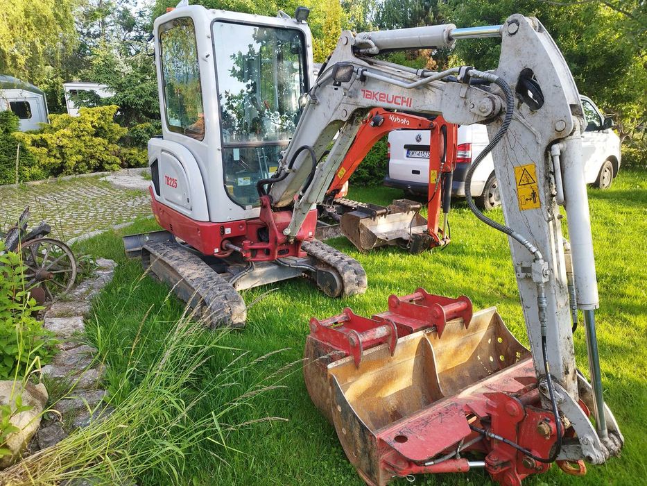 Wynajem minikoparki, minikoparka, wozidło, wiertnica, młot,  dowóz