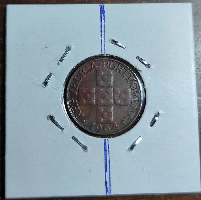 Moeda Eixo Vertical 20 Centavos 1964 - MBC/BELA