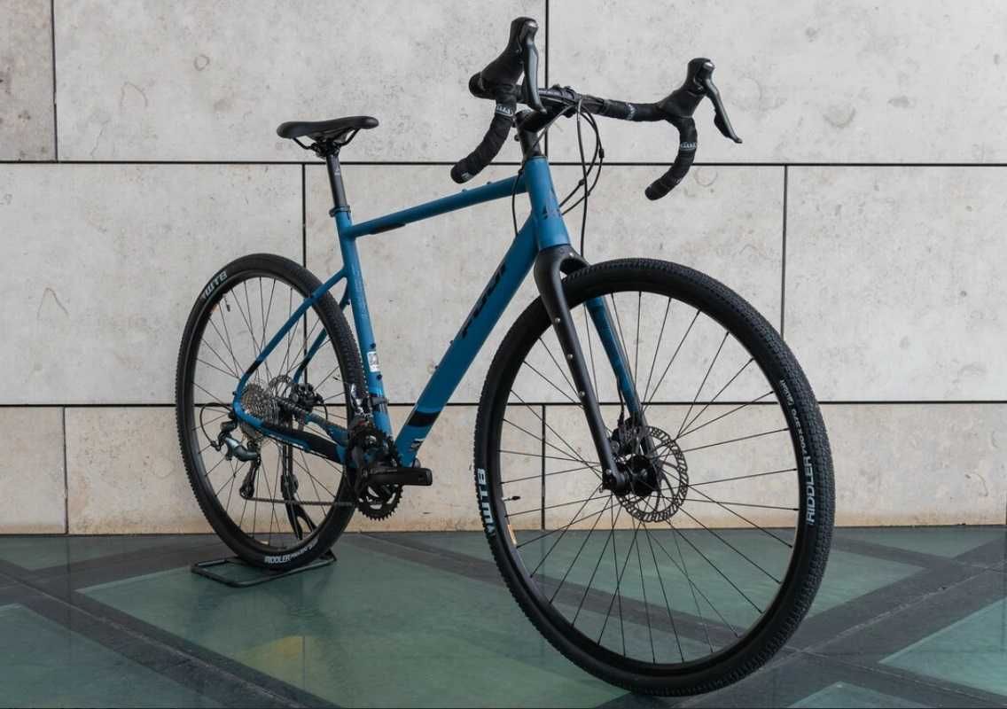 Wyprzedaż GRAVEL FUJI JARI 2.1 28" XL Shimano Tiagra 2x10 Tarczówki