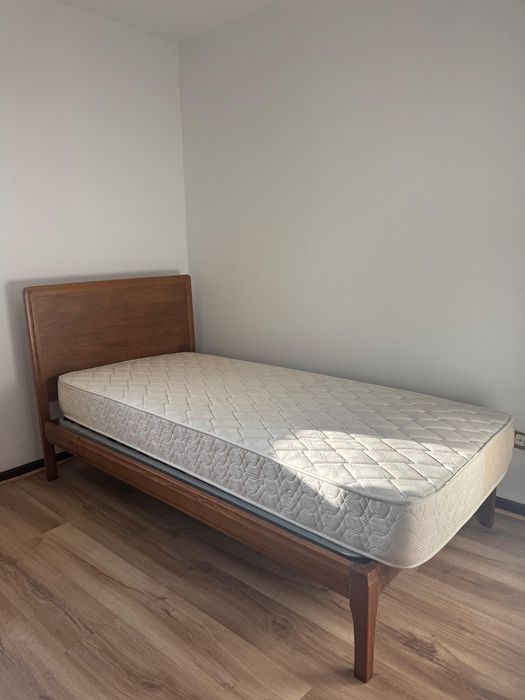 Vendo cama de solteiro