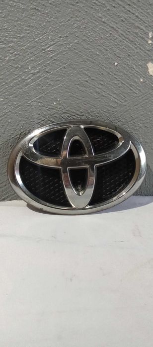 Emblemat Logo Znaczek Toyota Yaris II Emblemat Zderzaka 753.11-000.30