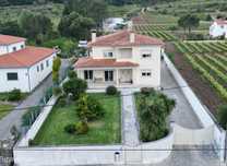 Casa tradicional T4 em Lamas de 578,00 m2