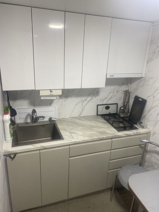 Квартира подобово.