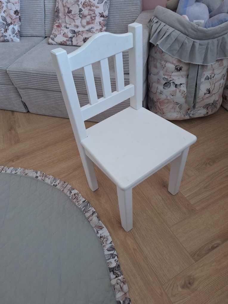 Krzeselko dla dziecka