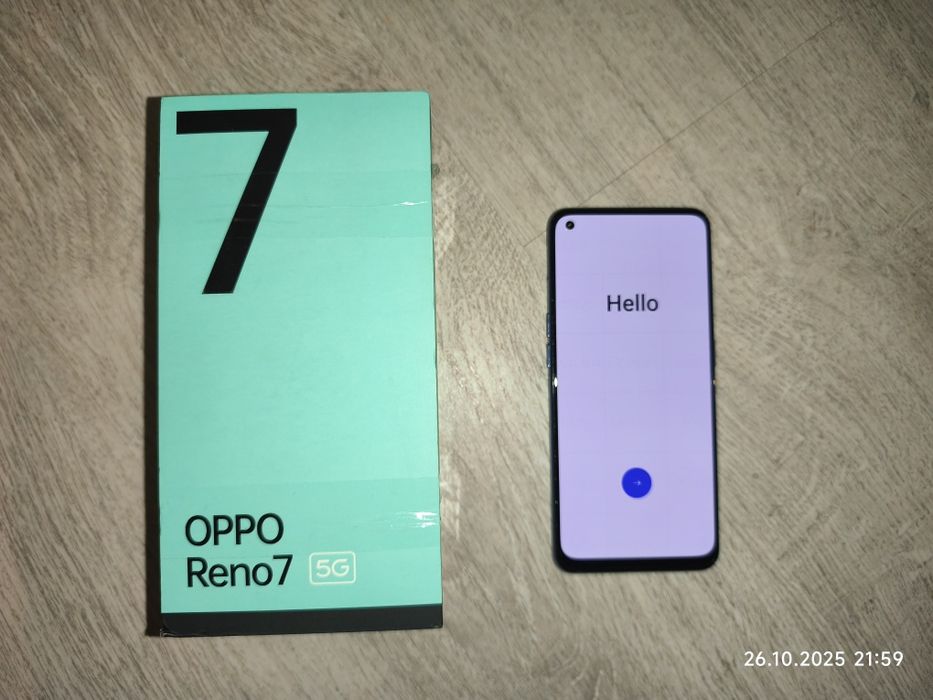Telefon Oppo Reno 7 nowy wyświetlacz