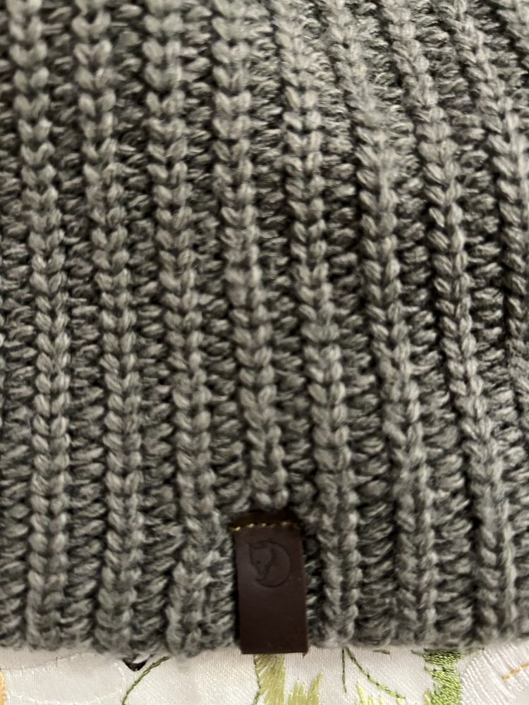 Зимова шапка Fjallraven