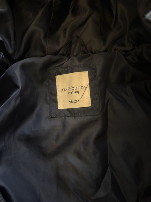 Куртка 98 та новий костюм на 3 роки