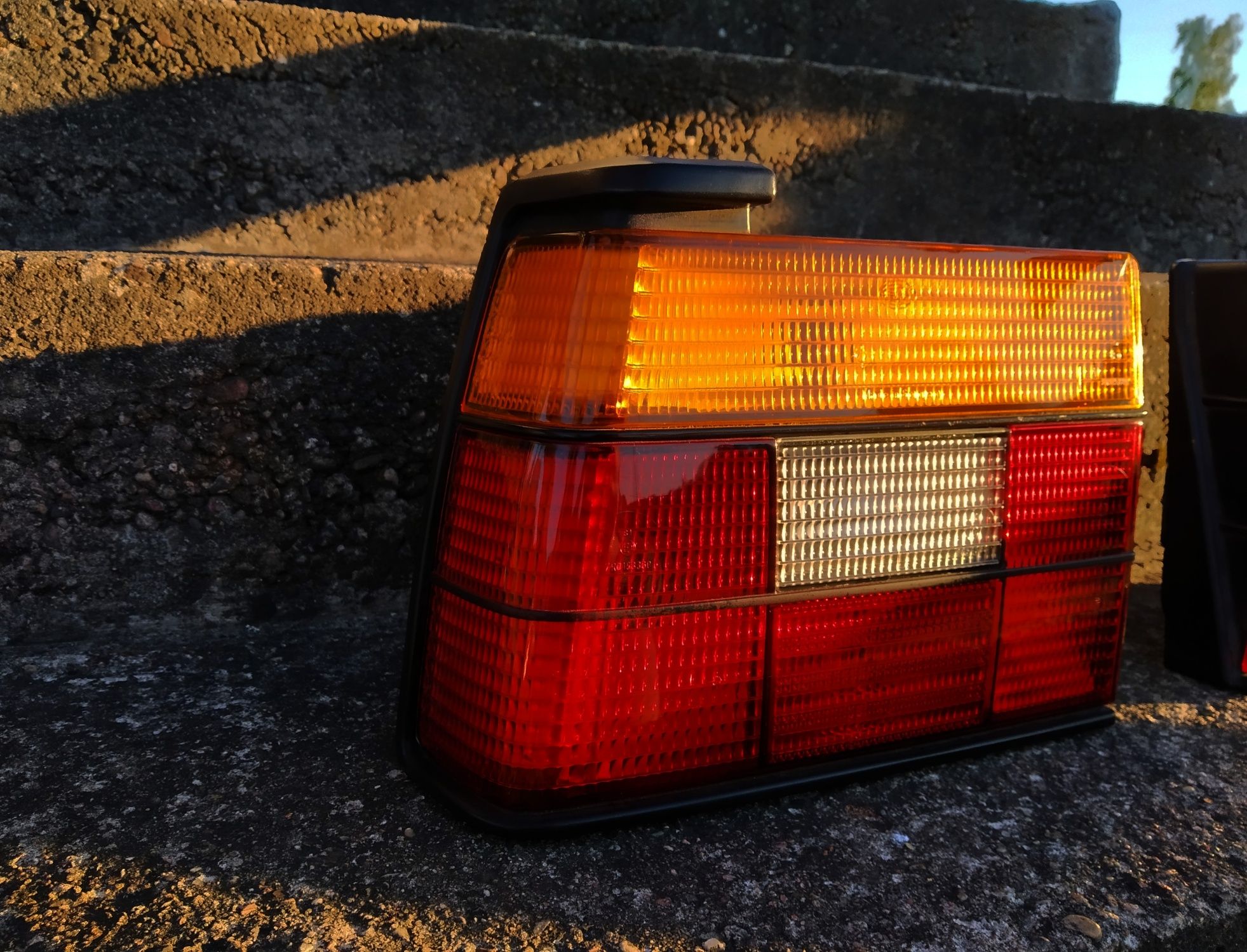 Lampy tylnie tył hella Jetta 2 a2 mk2