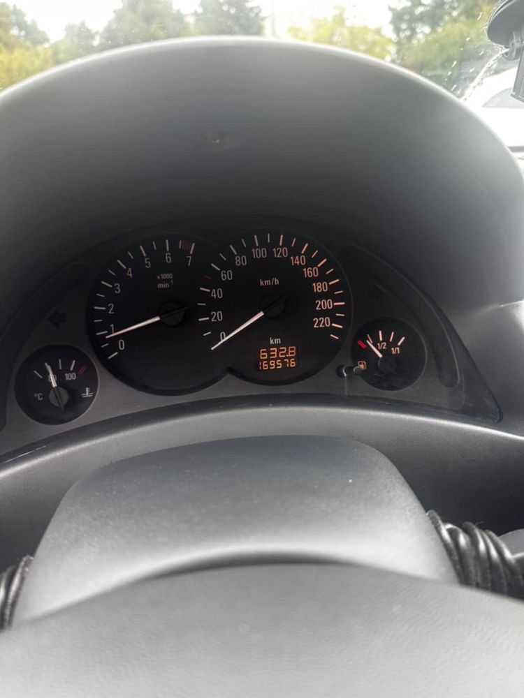 Opel Corsa C 2003 1.0