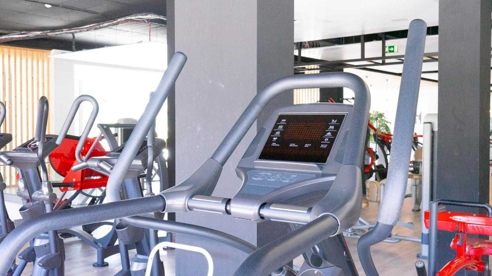 2 Elípticas profissionais FITTTECH excelente