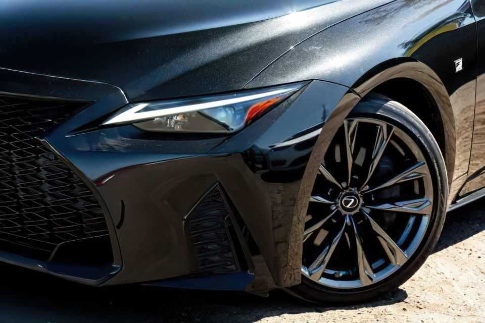 2022 Lexus IS 350