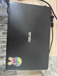 Ноутбук Asus X550C.