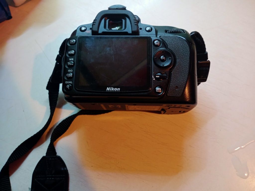 Aparat Nikon D90