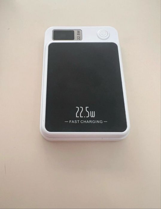 Airpods 3 com capa e powerbank magsafe