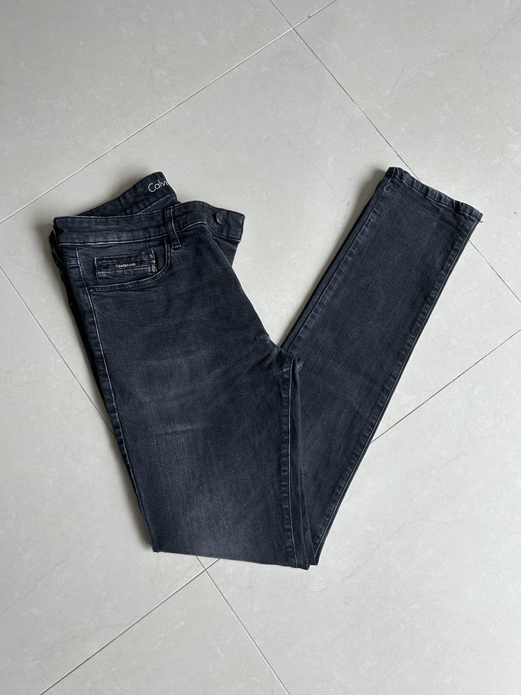 Calcas calvin klein jeans, tamanho 41