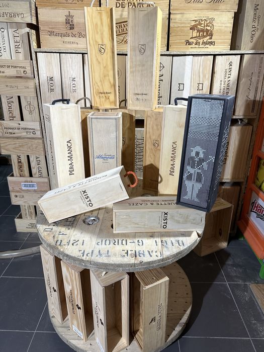 Caixas vinho / madeira vários tamanhos