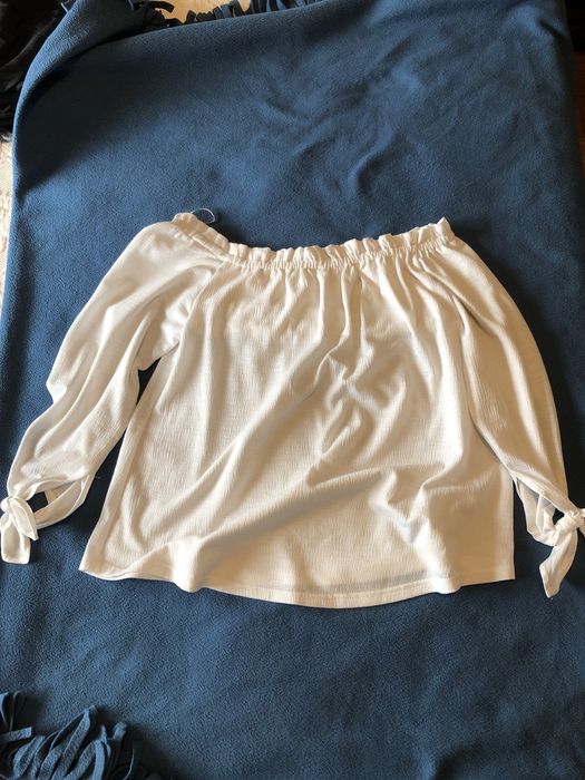 Blusa branca clássica