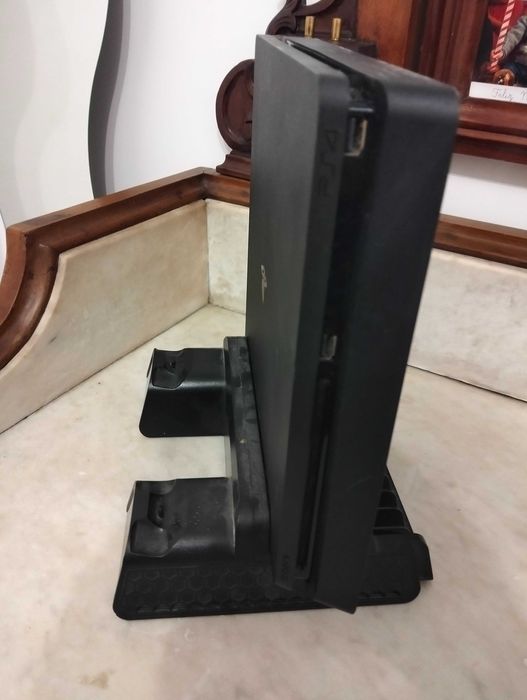 PS4 Slim 1Tb - HOJE 70€