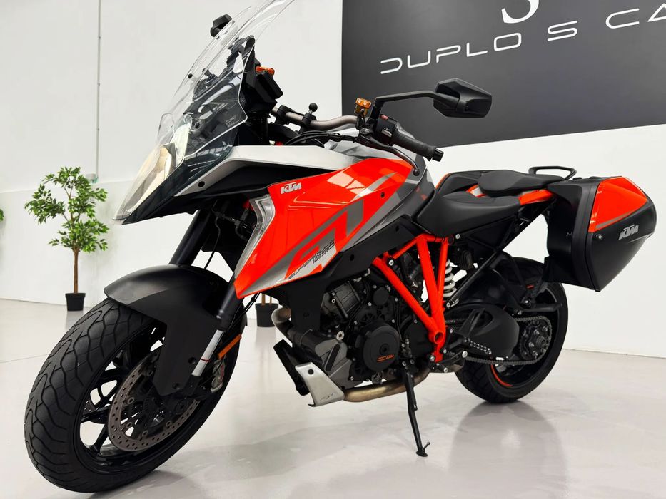 KTM SuperDuke  GT