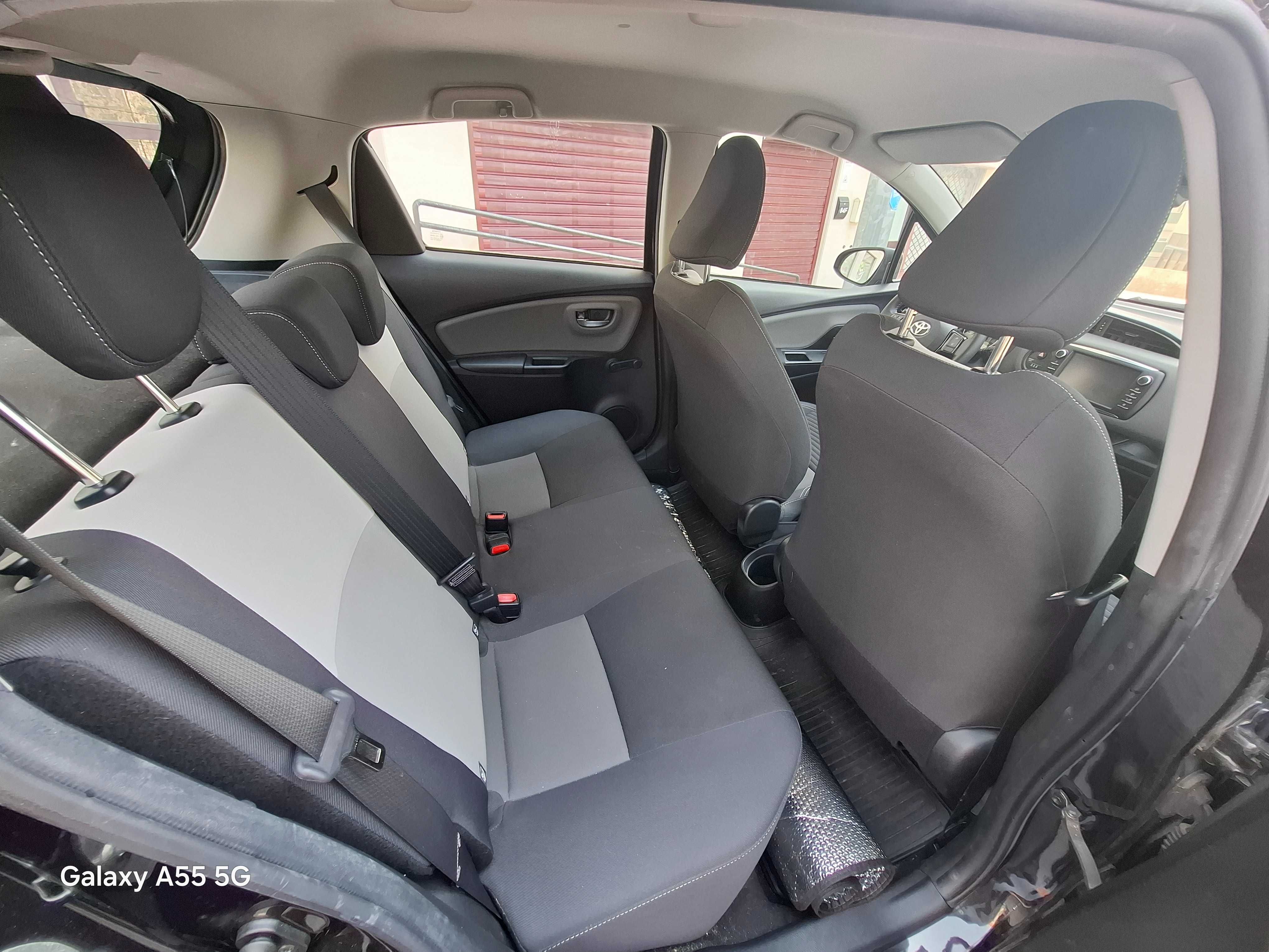 Toyota Yaris de 2018 com apenas 34600 km