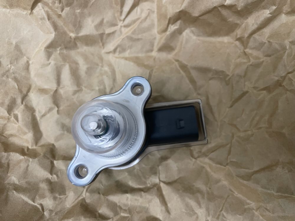 BOSCH 0281002750 Клапан регулювання тиску палива