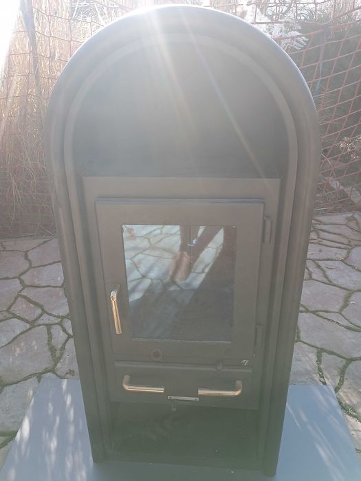 Kominek ,używany stan bardzo dobry plus blacha