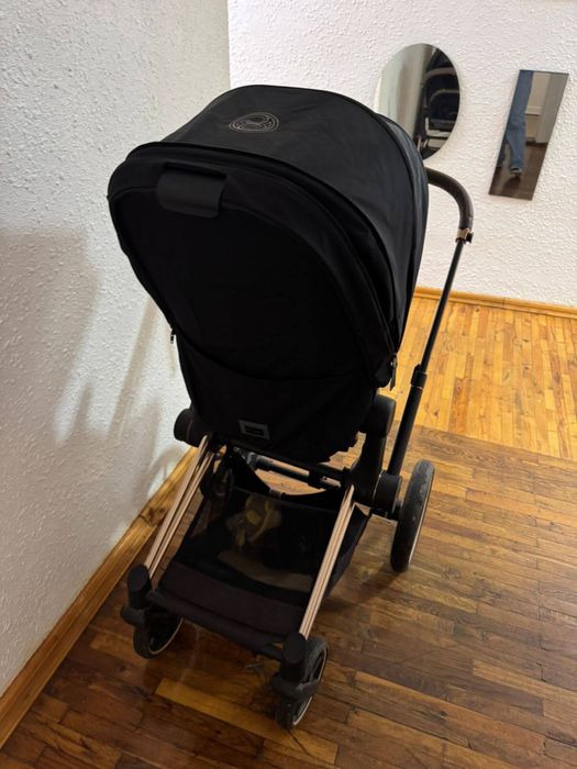 Cybex Priam Rose Gold (Black)