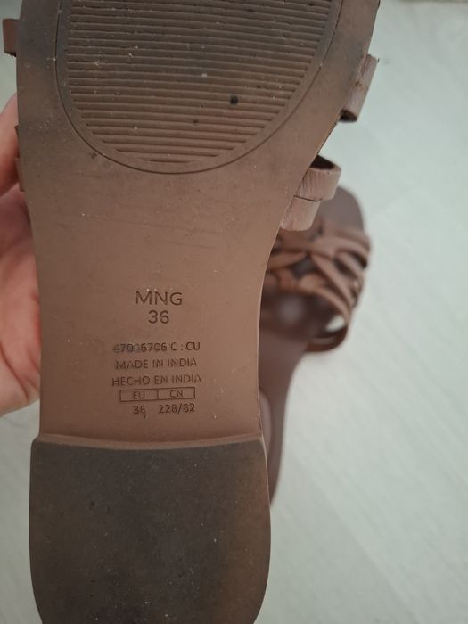 Шльопанці, жіночі