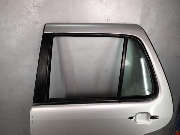 Porta trás esquerda MERCEDES-BENZ Classe M (W163)