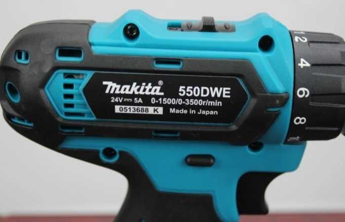 Шуруповерт Makita 24V с набором инструментов, запасной аккумулятор