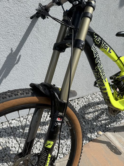 Commencal Supreme V3. BOXXER, ROCKSHOX