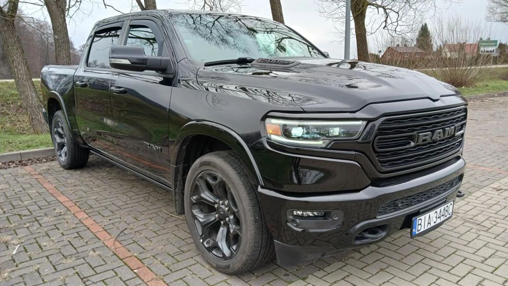 RAM 1500 Limited Night Edition