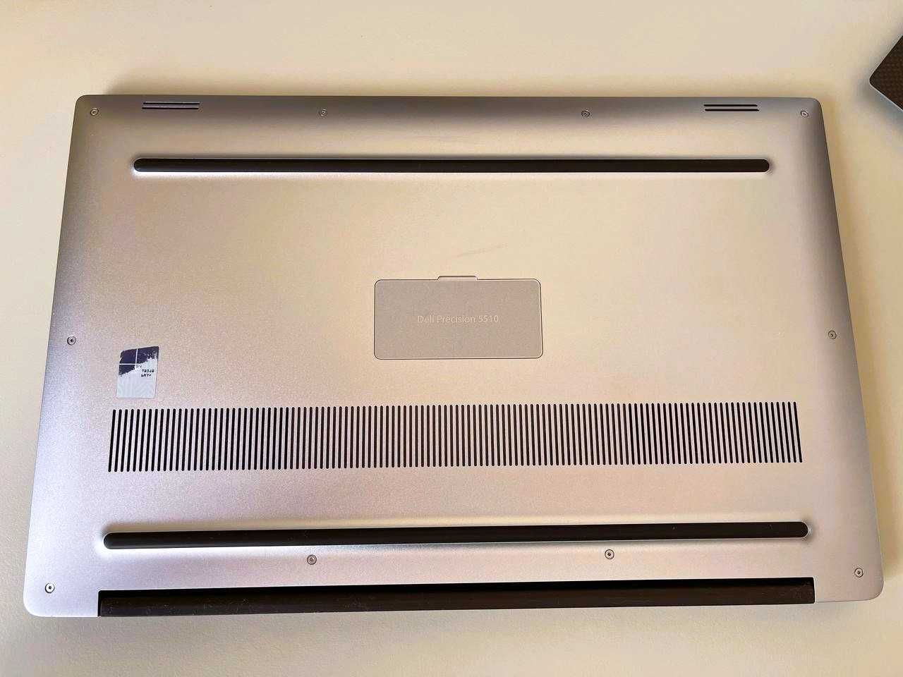 Dell Precision 5510  Engles