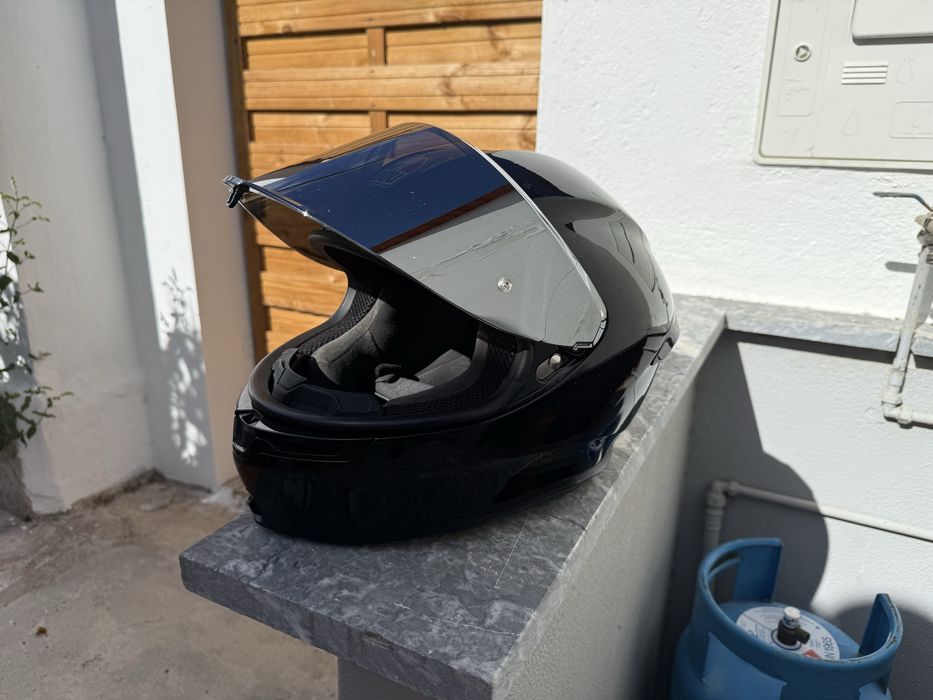 Capacete AGV K7 com 2 viseiras tamanho L