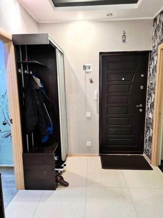 Кольоровий Бульвар 2х-на квартира з ремонтом