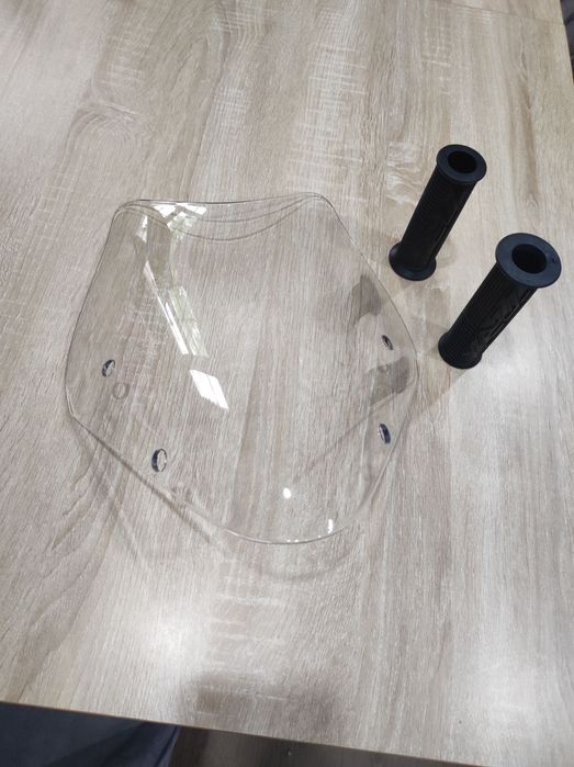 Para-brisas Original + Punhos Originais Benelli TRK 702 – Como Novos!