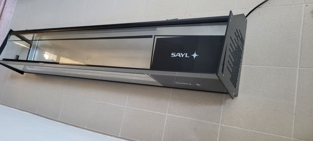 Witryna Chłodnicza SAYL Cube Vcb8