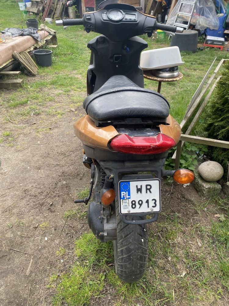 Skuter Piaggio NRG 50 2t Uszkodzony silnik