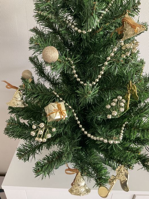 Елка искусственная