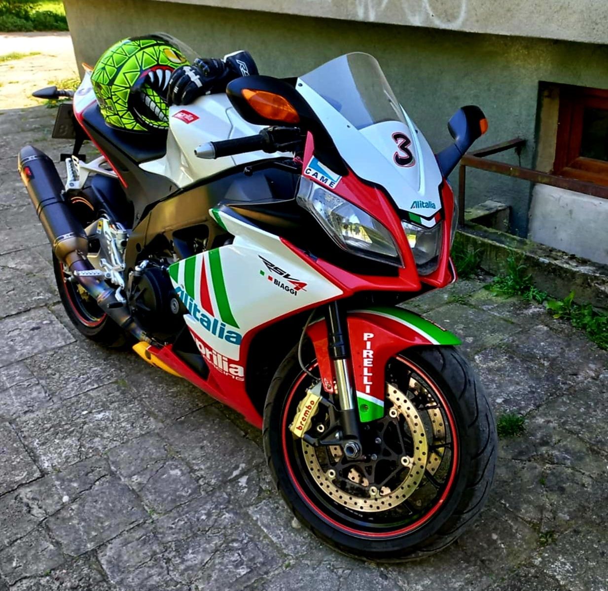 2010 Aprilia RSV4