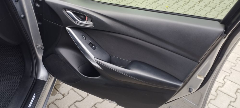 Mazda 6 Sport 2014 Silver 2.5L
Авто як приїхало з США заводилось і їха