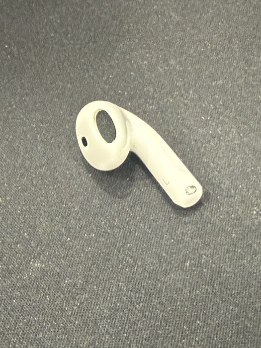 sluchawki airpods 4 anc