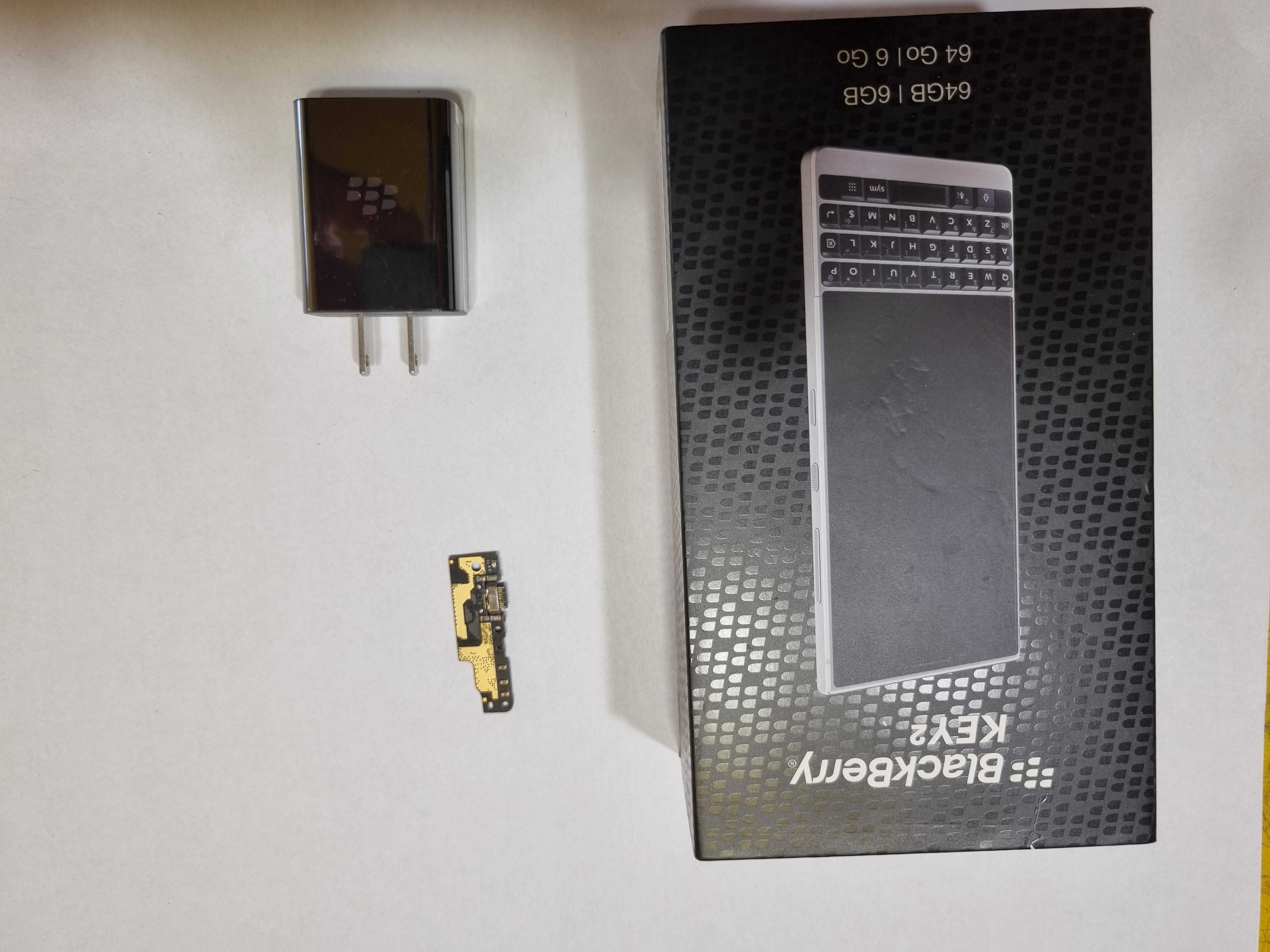Blackberry KEY2 na części, wyświetlacze LCD