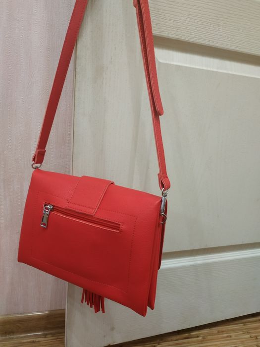 Продам новую сумму