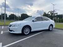 Toyota Camry 50 офіційна