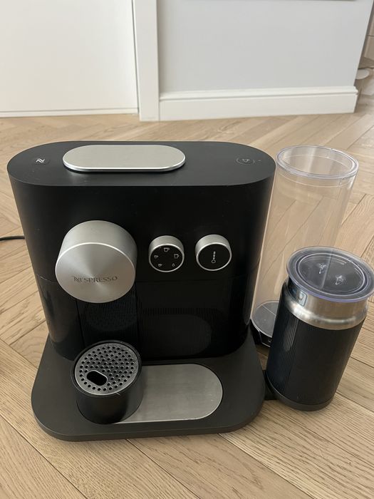 Ekspres nespresso krups ze spieniaczem