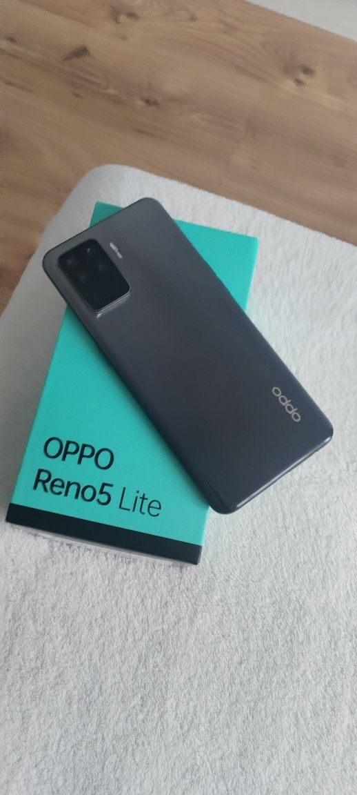 Oppo reno 5 Lite