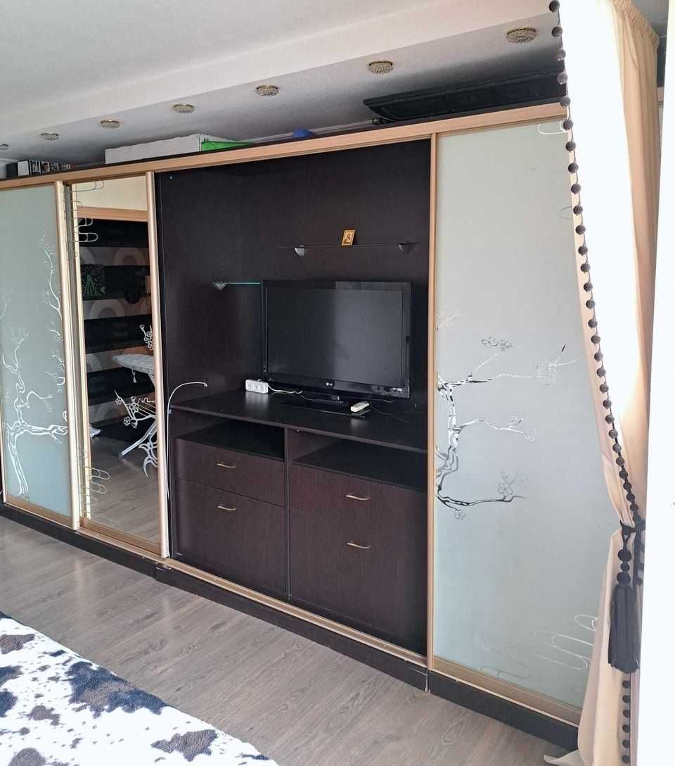 Продам 3-к квартиру в кирпичном доме на ул. Беляева 8, Фрунзенский