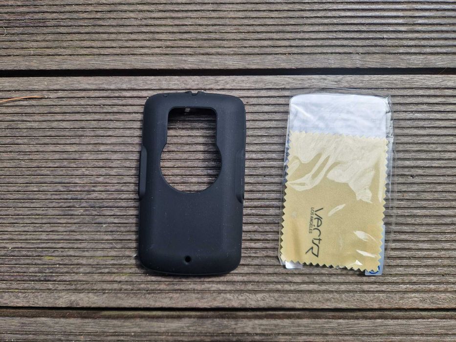 Bryton Rider S800 - osłona silikonowa czarna + folia na ekran